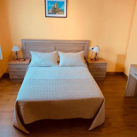 Hostal La Serna * Potes