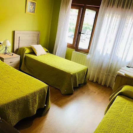 בית הארחה Hostal La Serna פוטס