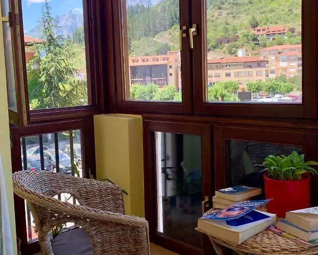 Hostal La Serna Potes