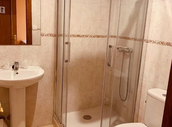 Hostal La Serna Pensjonat Potes