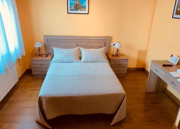 Hostal La Serna * 波特斯