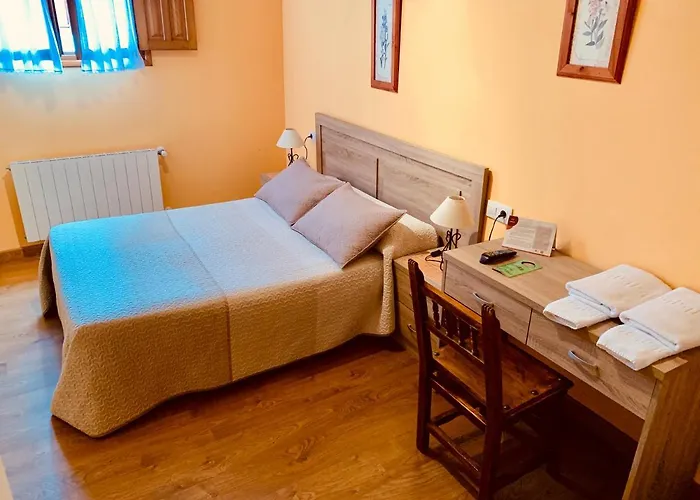 Hostal La Serna 招待所